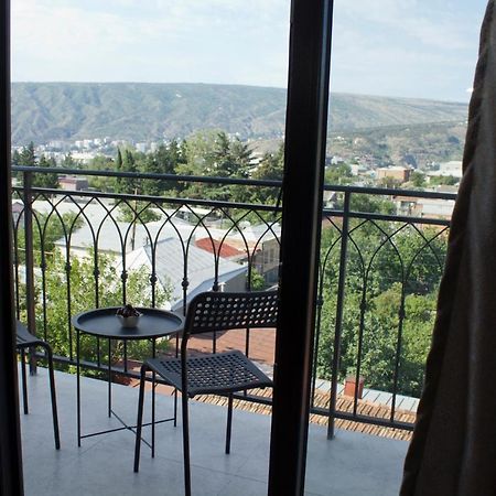 Aura Sameba, Luxury Apartment Tbilisi Bagian luar foto