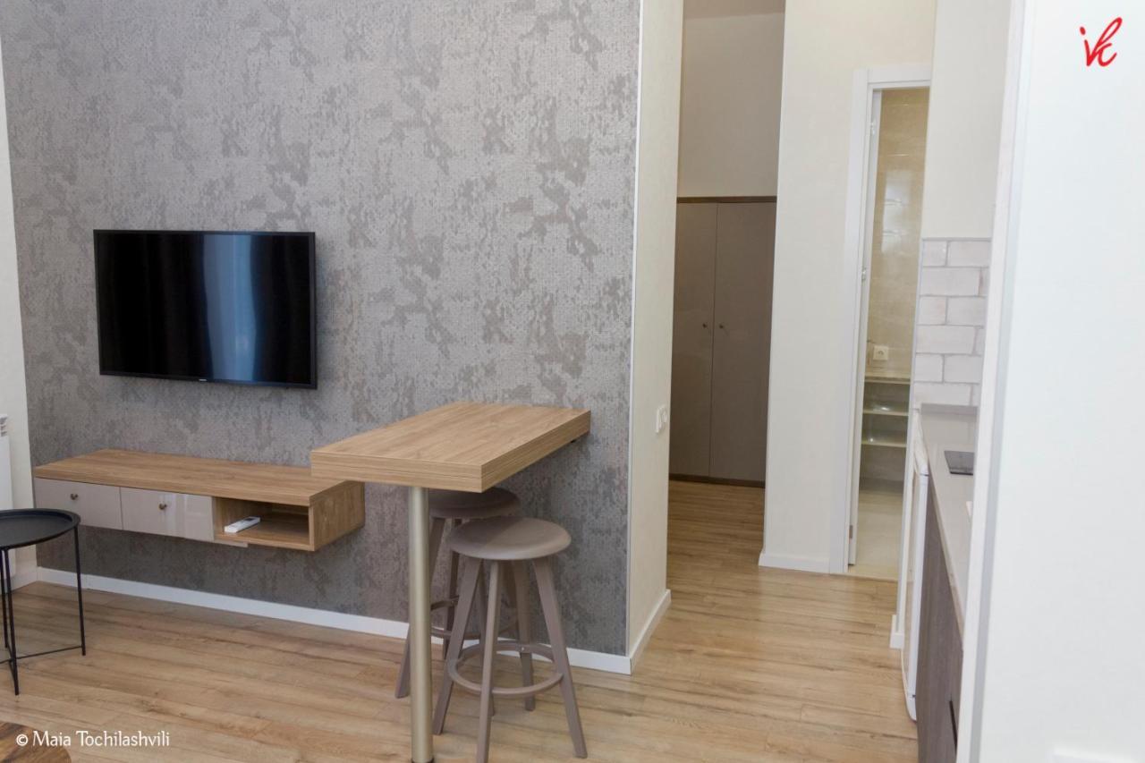 Aura Sameba, Luxury Apartment Tbilisi Bagian luar foto