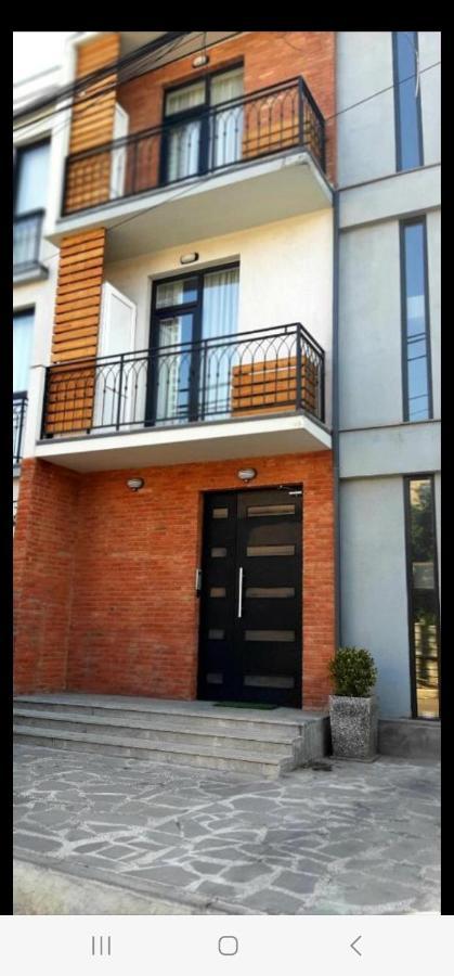 Aura Sameba, Luxury Apartment Tbilisi Bagian luar foto
